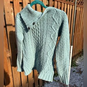 Gap blue fall/winter wool sweater in great condition. Size small